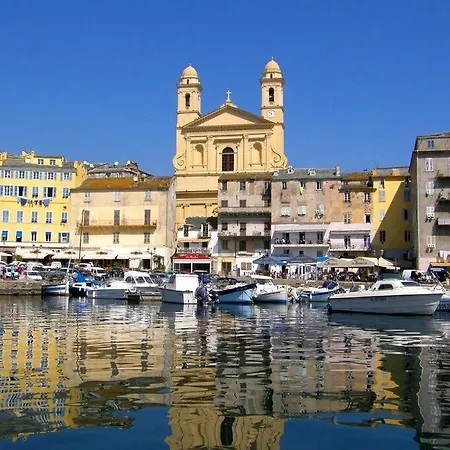 Vue Avec Parking Gratuit Sur Place * Bastia (Corsica)