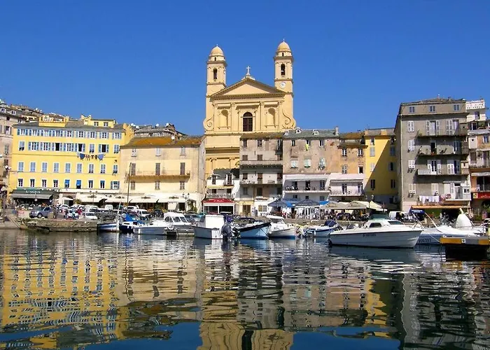 Vue Avec Parking Gratuit Sur Place * Bastia (Corsica)