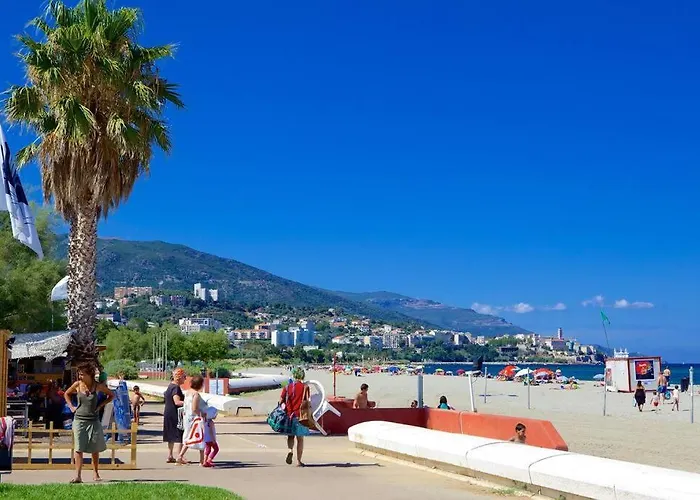 公寓 Vue Avec Parking Gratuit Sur Place 巴斯蒂亚